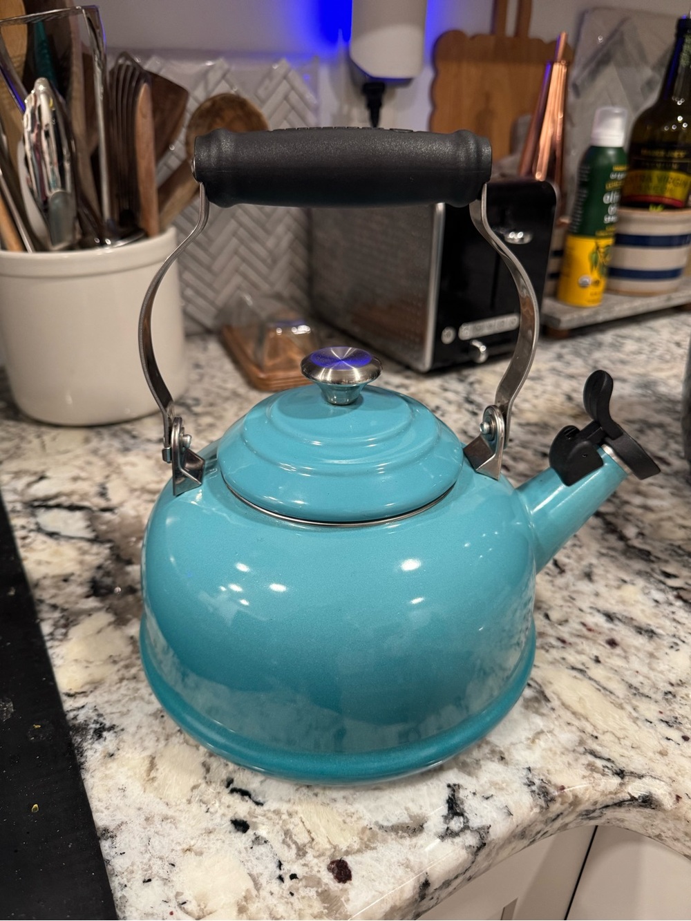 Le Creuset, Classic Whistling Kettle- Caribbean, 1.6 L/ 1.7 QT